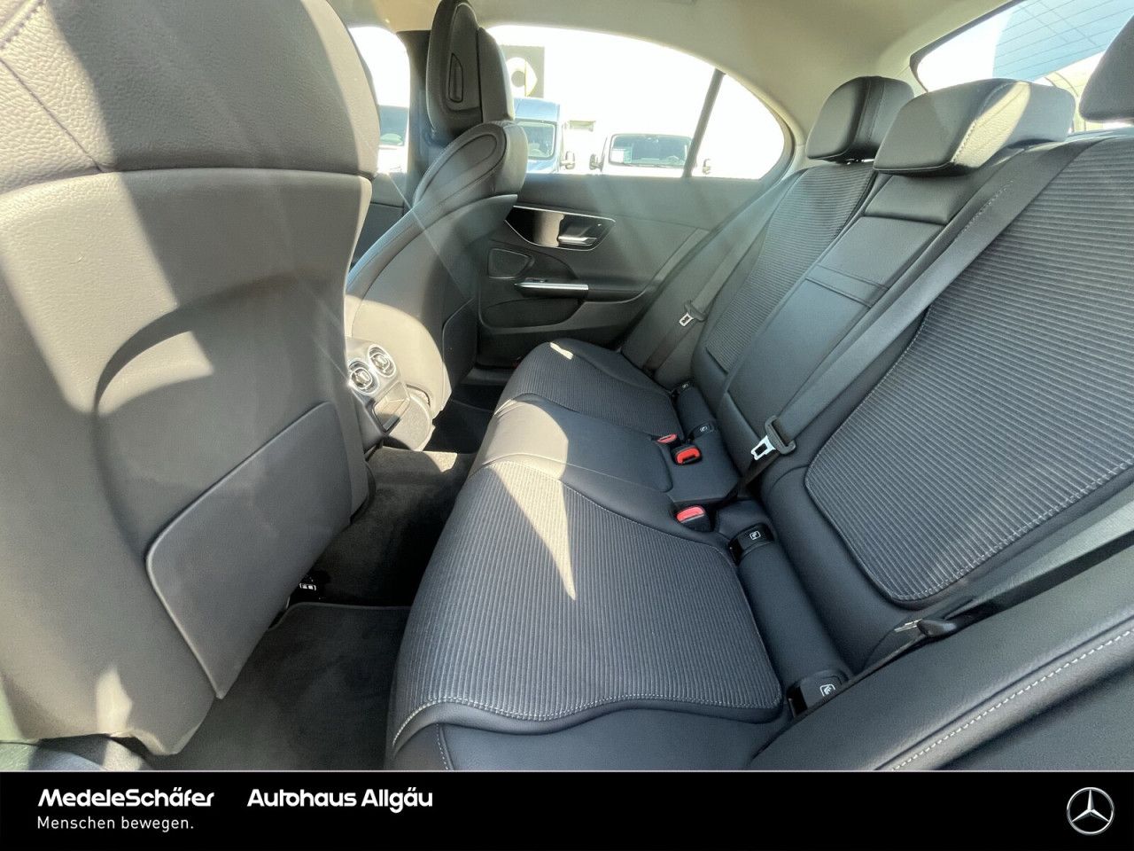 Mercedes-Benz C-Klasse – Bild 17