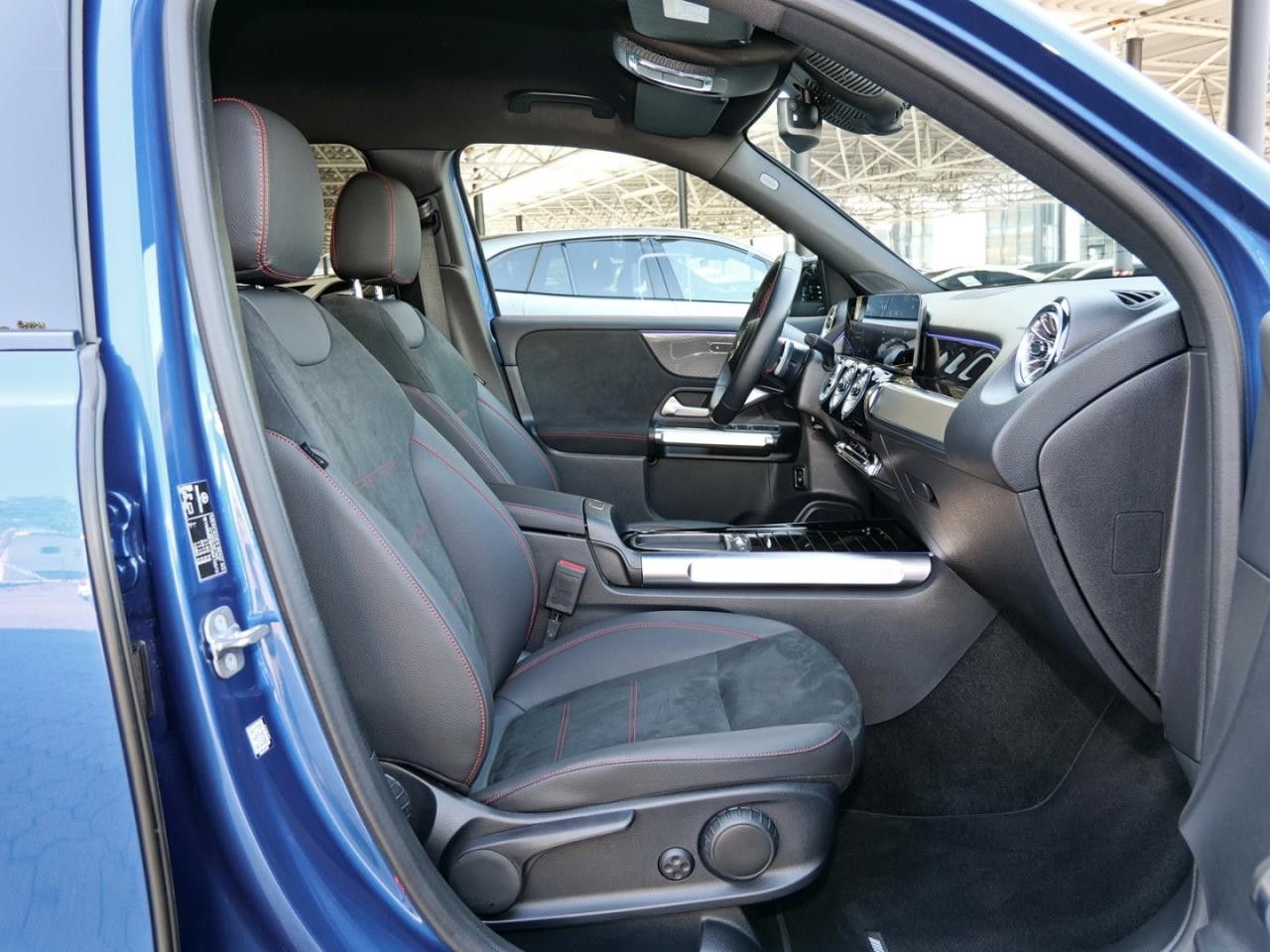 Mercedes-Benz GLB – Bild 9