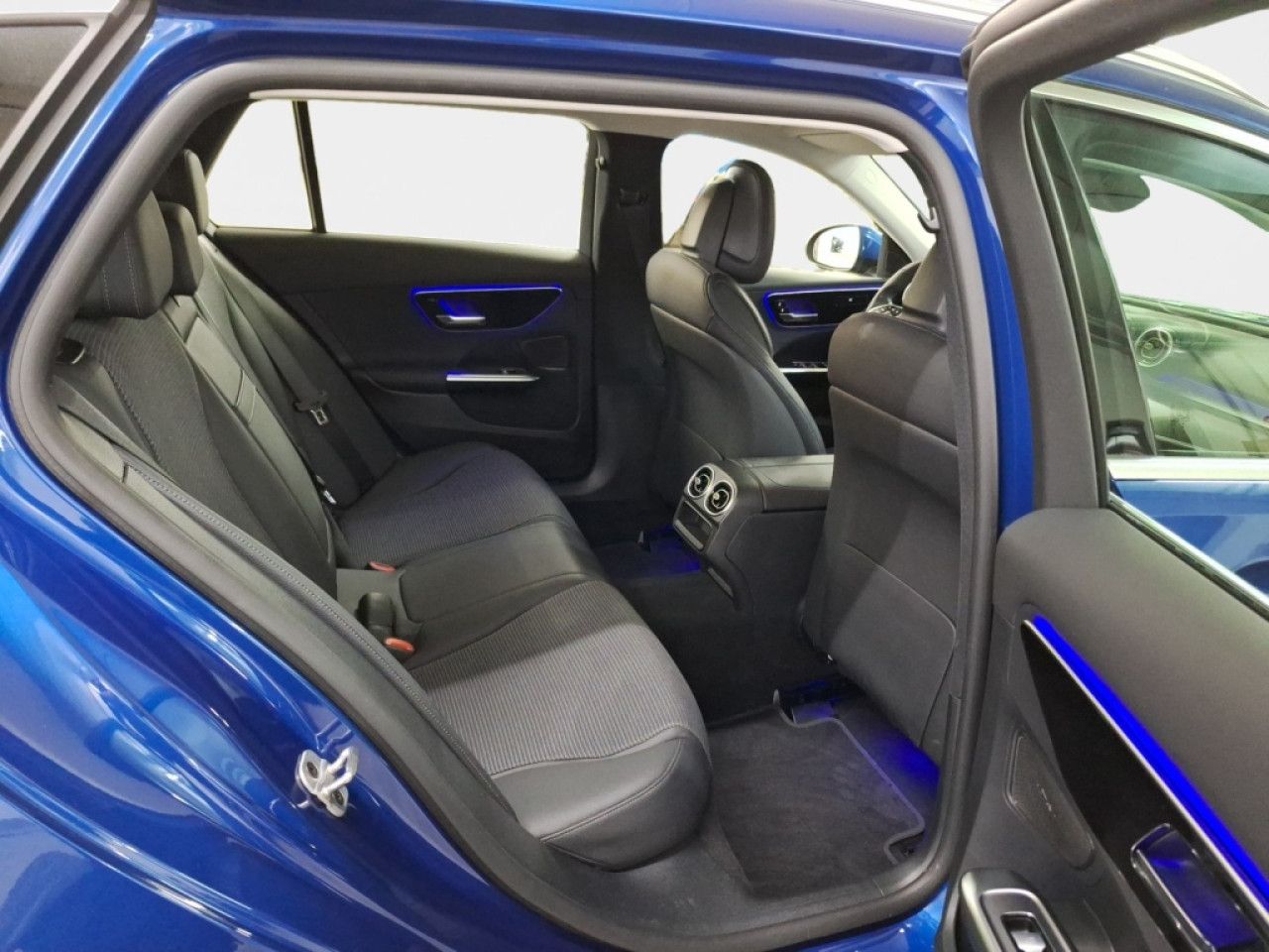 Mercedes-Benz C-Klasse – Bild 18