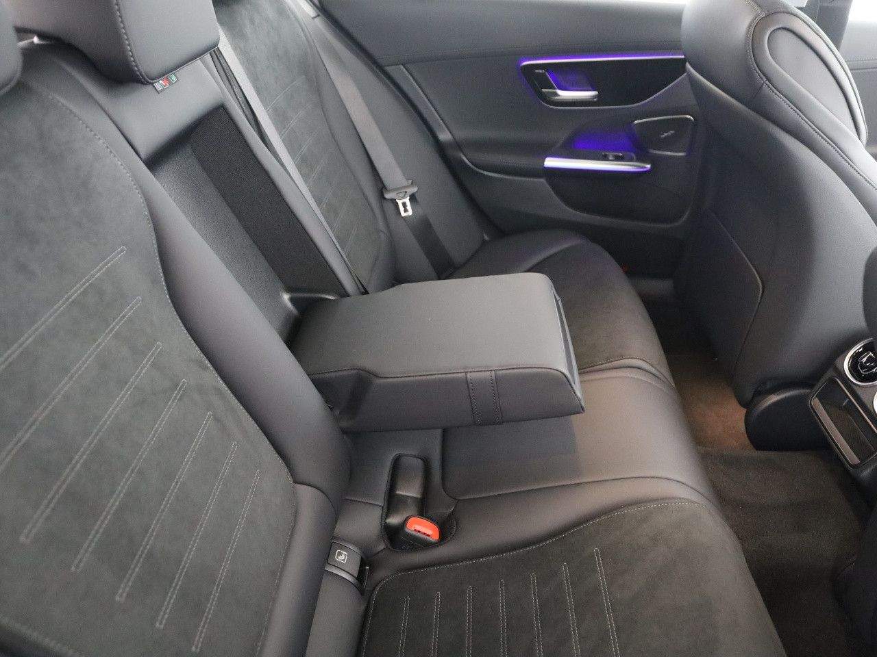 Mercedes-Benz C-Klasse – Bild 21