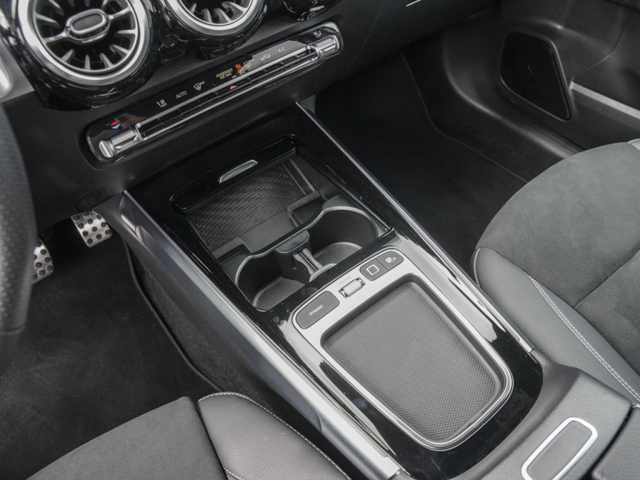 Mercedes-Benz GLB – Bild 16