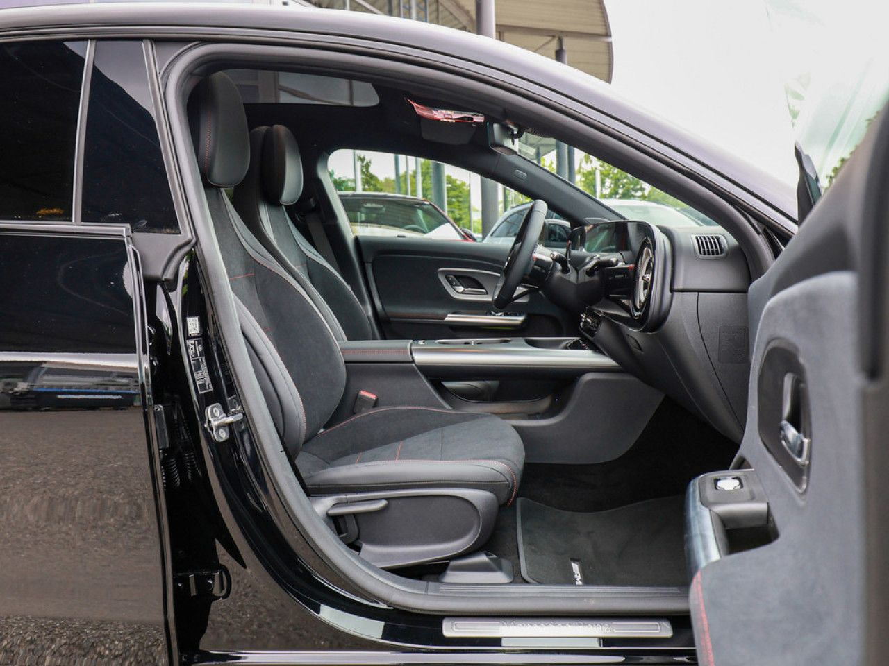 Mercedes-Benz CLA – Bild 2