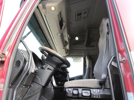Vehicle image 11 / 17