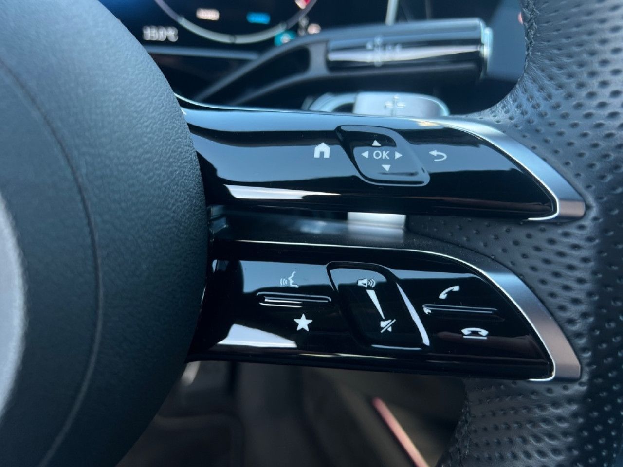 Mercedes-Benz E-Klasse – Bild 12