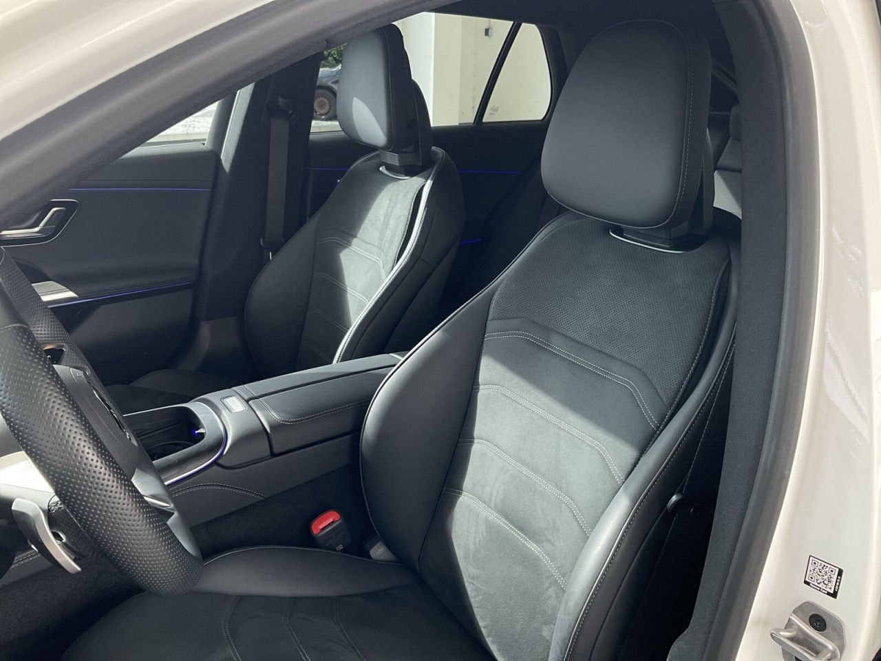 Mercedes-Benz E-Klasse – Bild 10