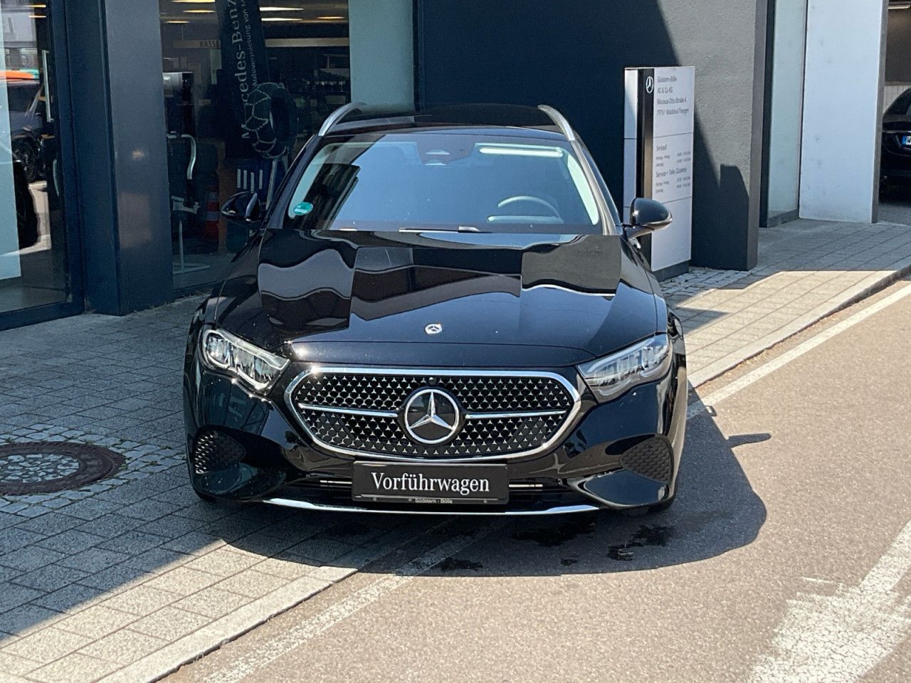 Mercedes-Benz E-Klasse – Bild 4