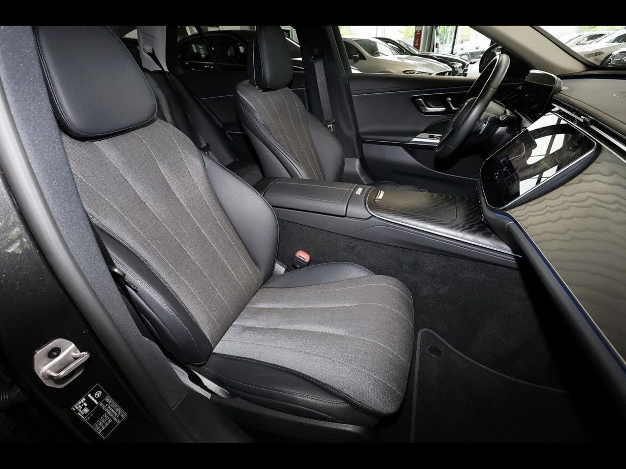 Mercedes-Benz E-Klasse – Bild 5