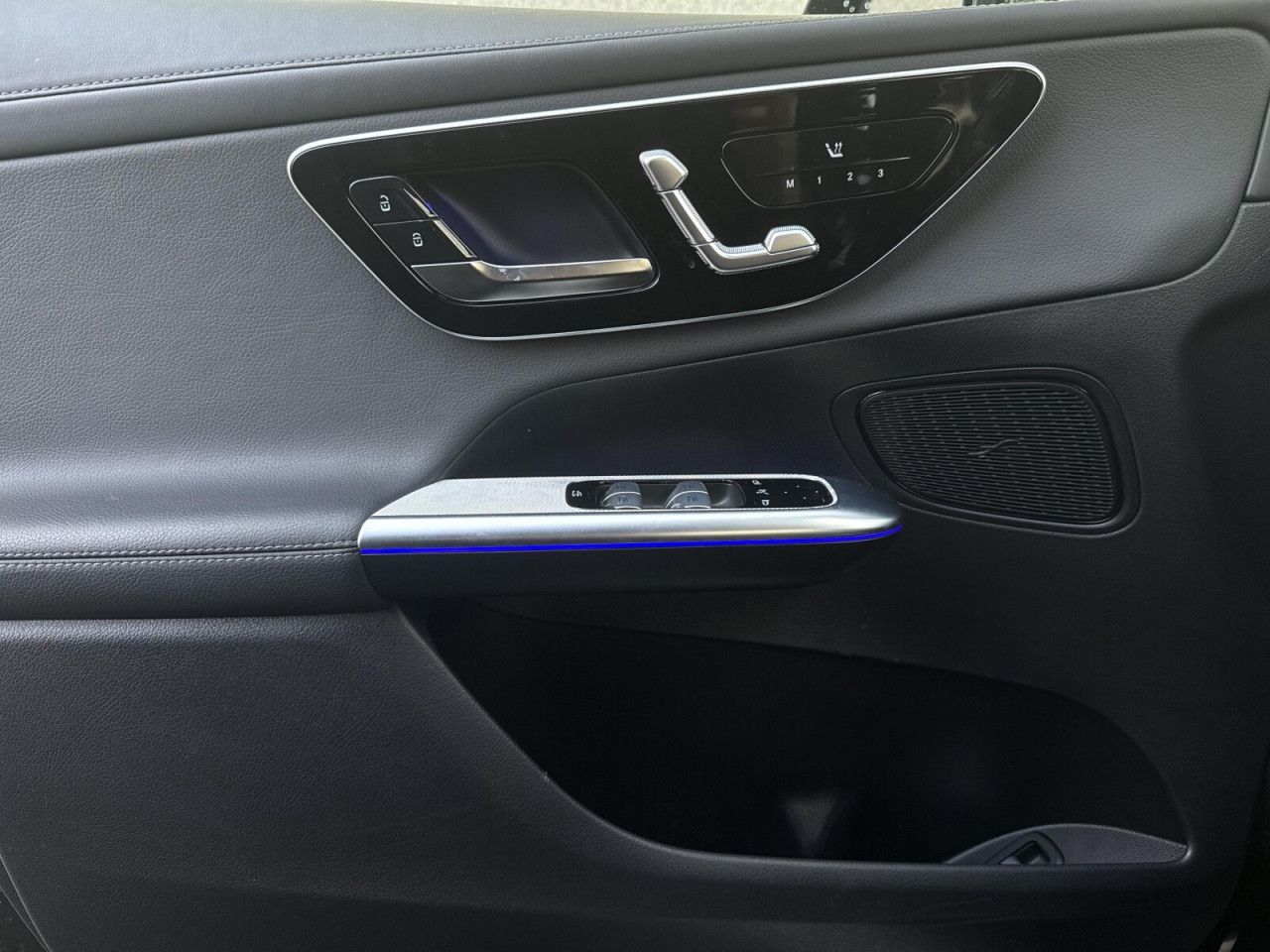 Zdjęcie pojazdu 19 / 22