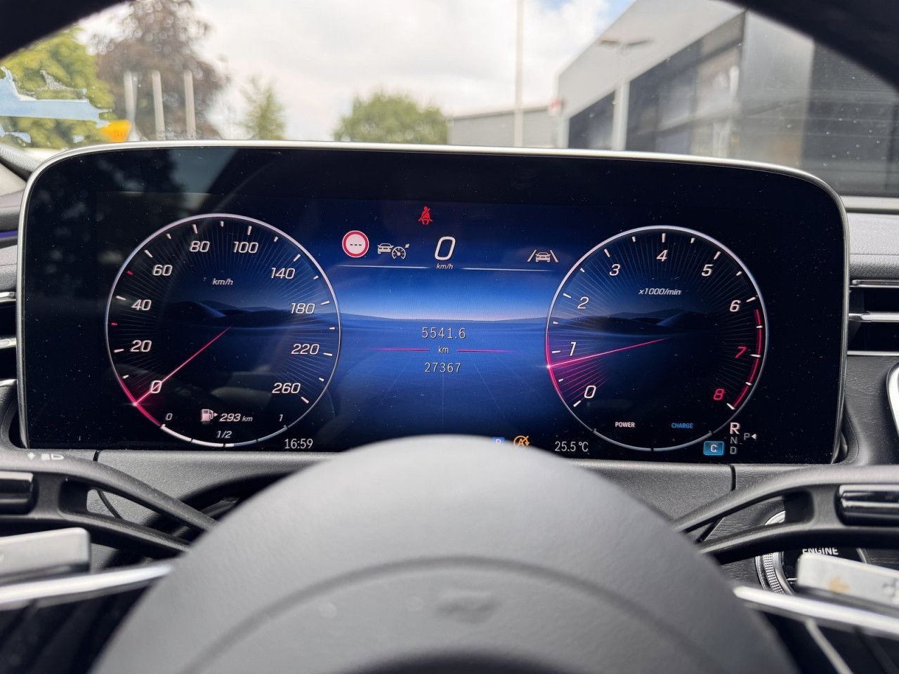 Mercedes-Benz E-Klasse – Bild 18