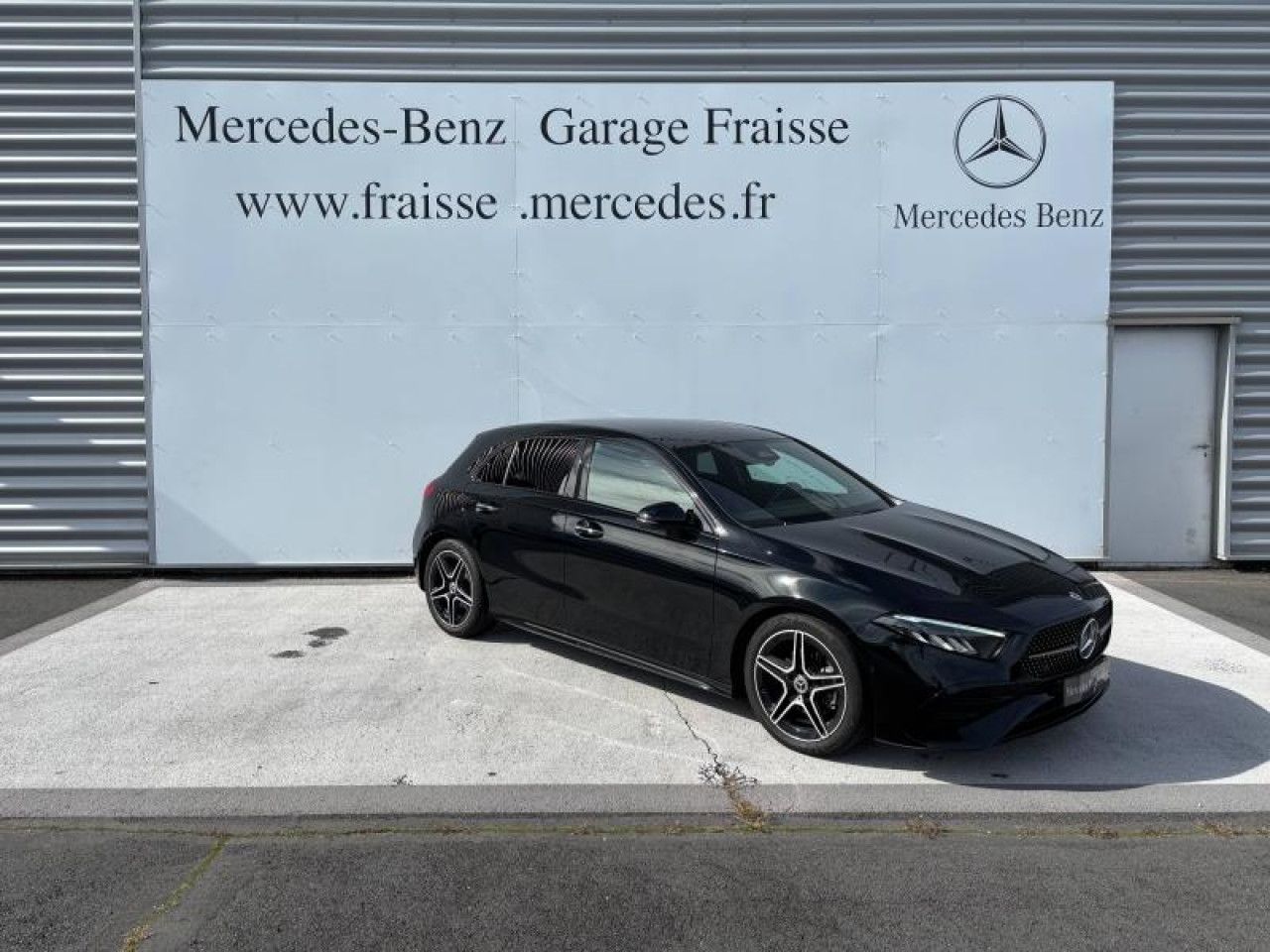 Photo du v&eacute;hicule 2 / 16