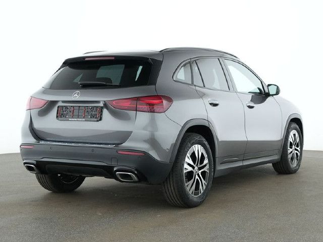 Mercedes-Benz GLA 220