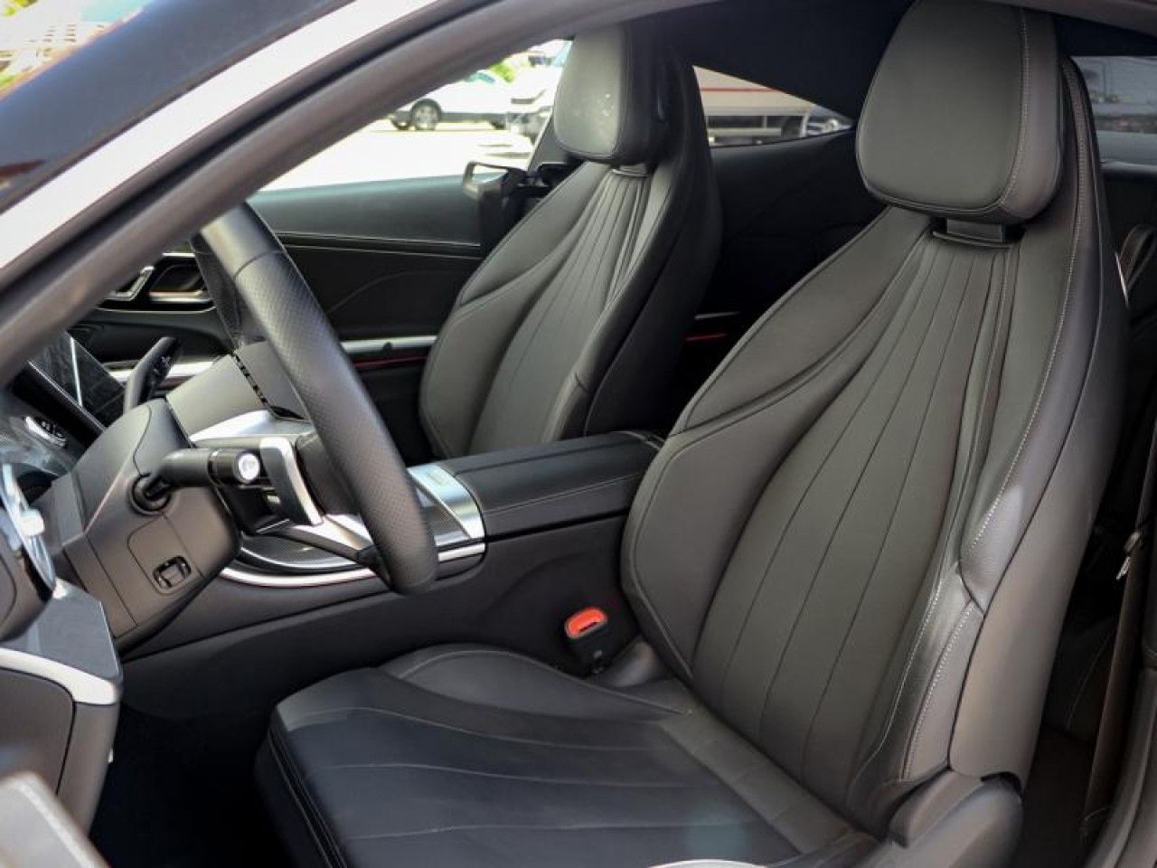 Photo du v&eacute;hicule 5 / 18