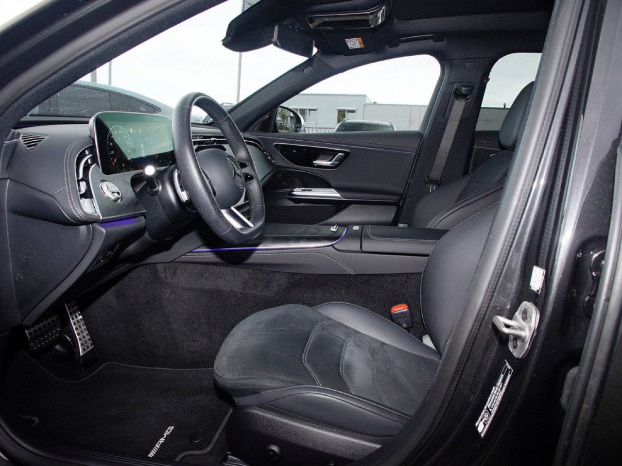 Mercedes-Benz E-Klasse – Bild 9