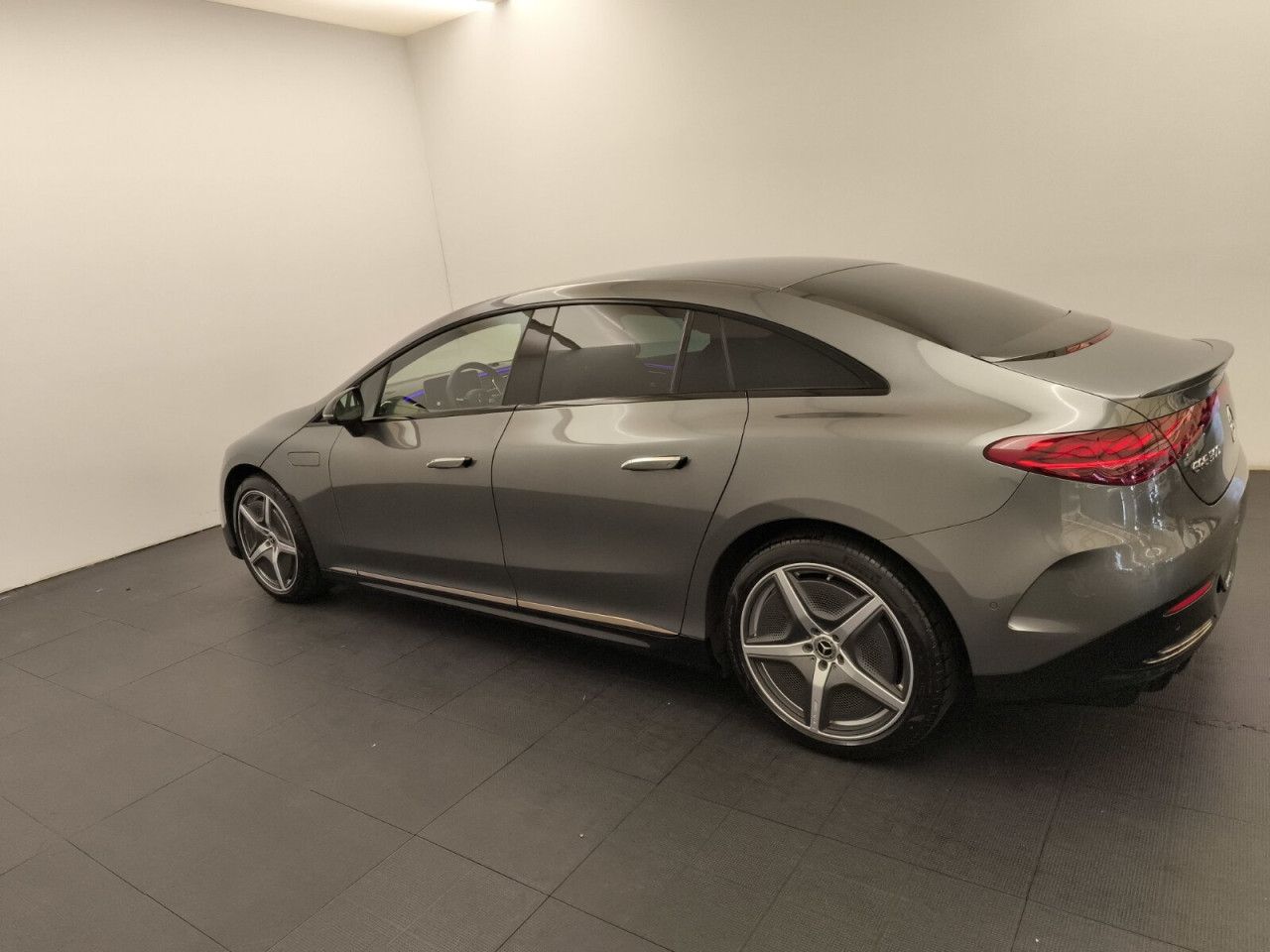 Mercedes-Benz EQE – Bild 9
