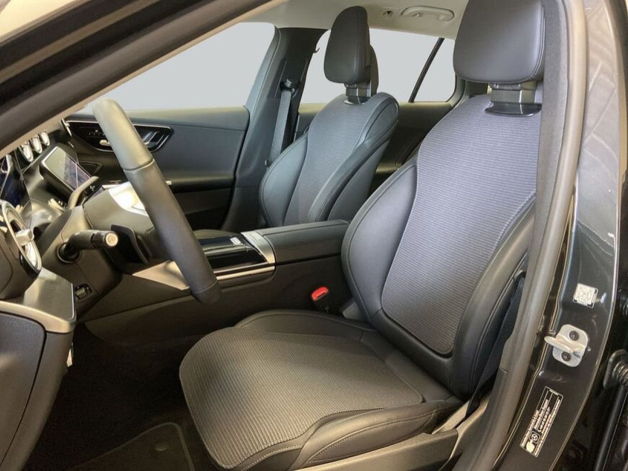 Mercedes-Benz C-Klasse – Bild 10