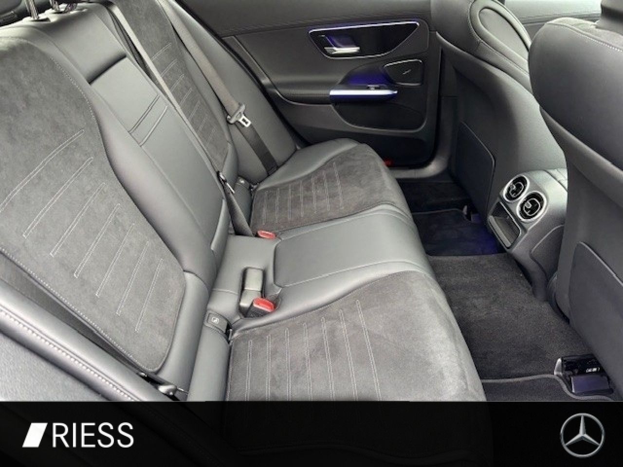 Mercedes-Benz C-Klasse – Bild 10