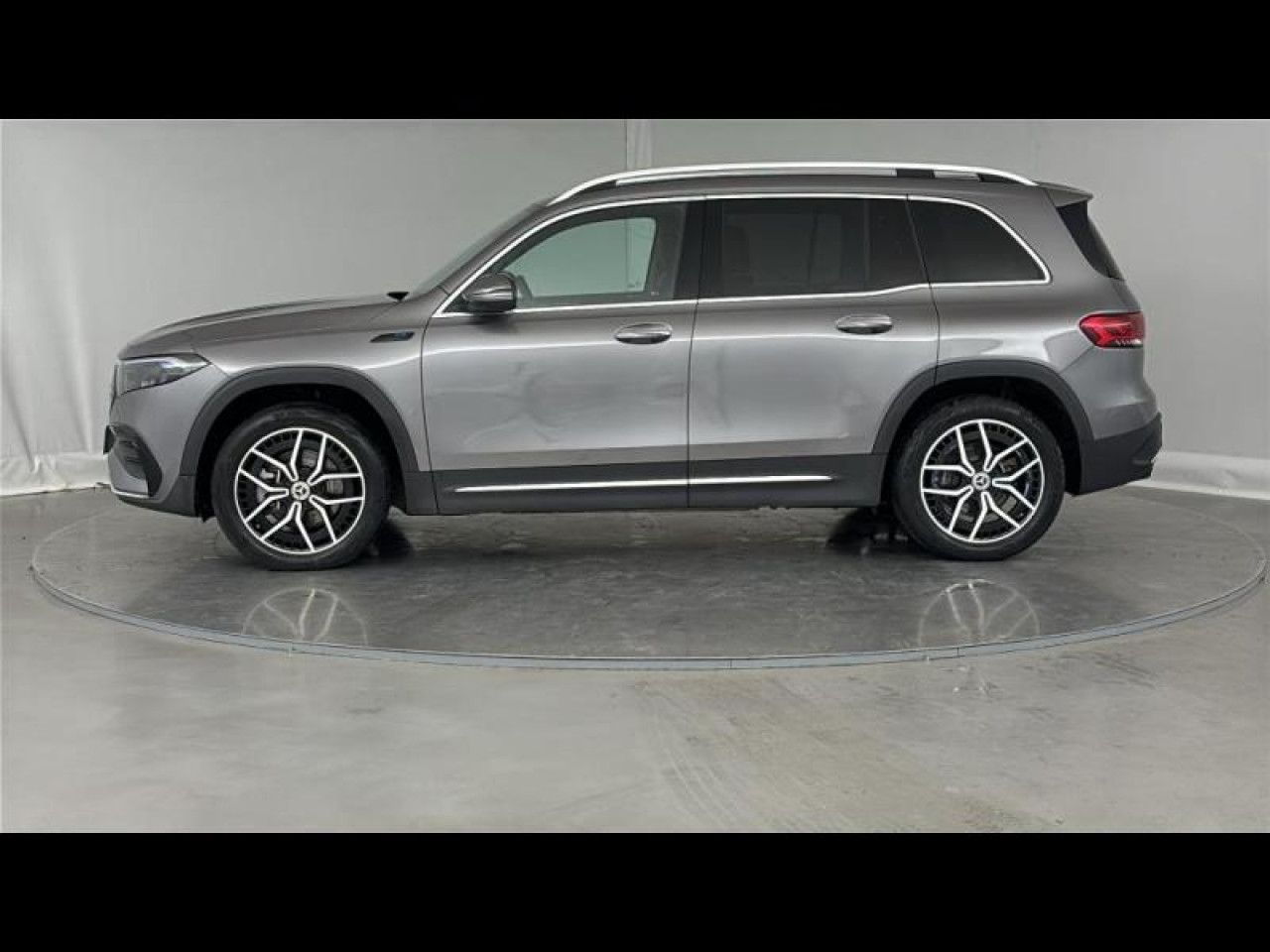 Photo du v&eacute;hicule 8 / 18