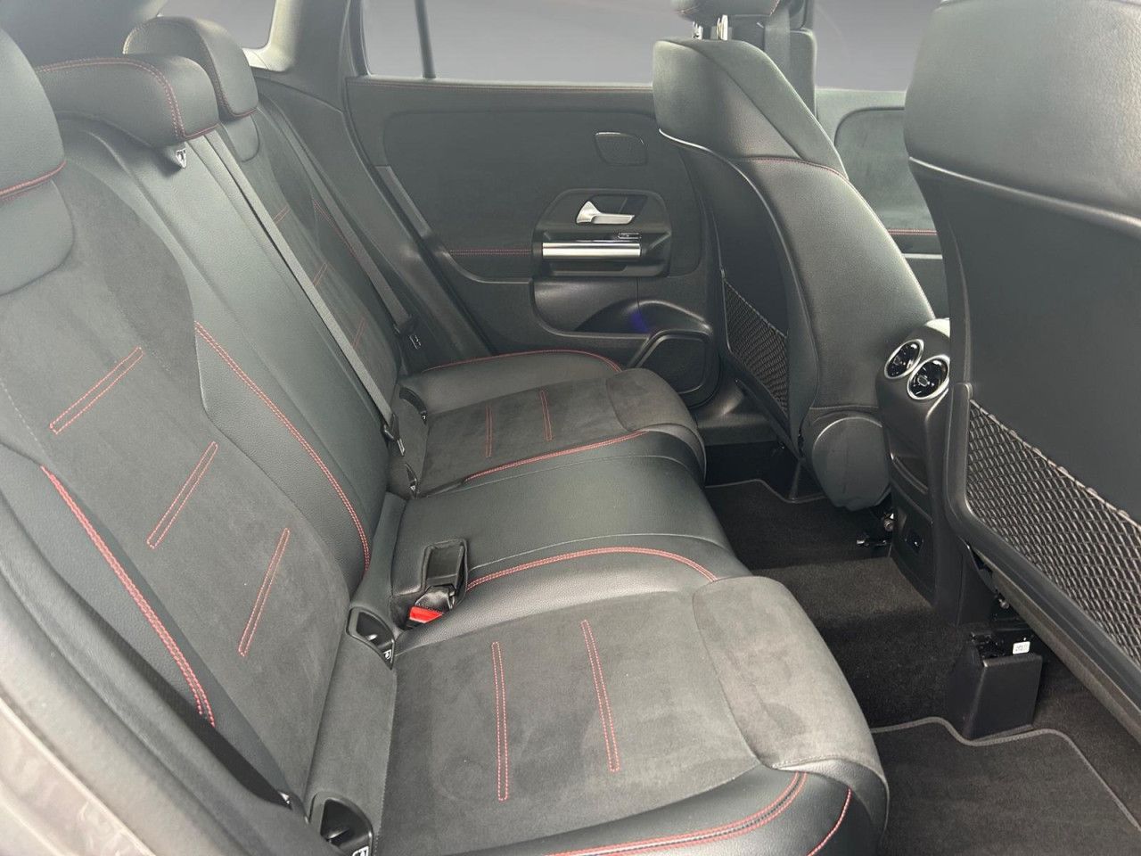 Fahrzeugbild 13 / 14