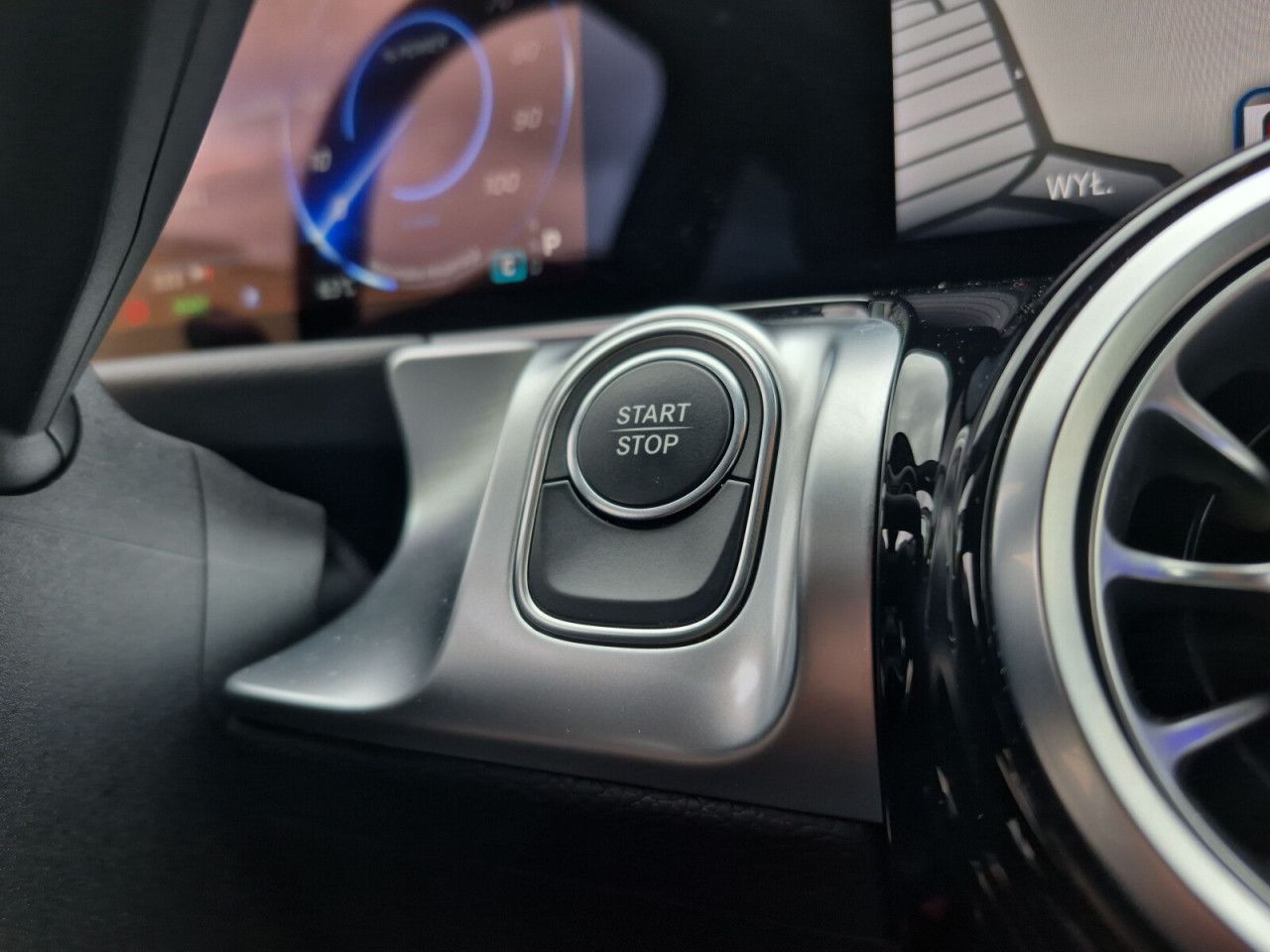 Zdjęcie pojazdu 18 / 25