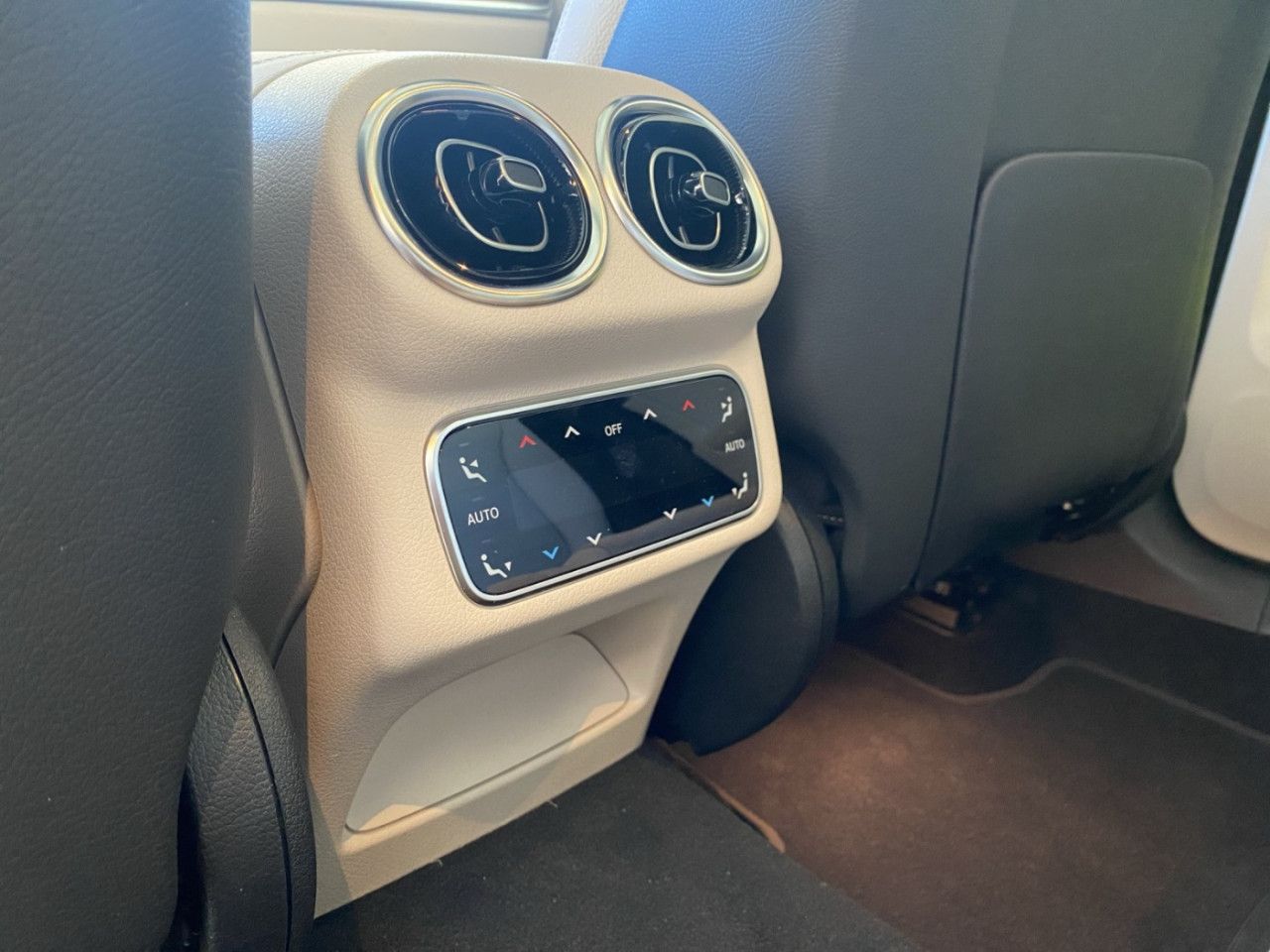 Fahrzeugbild 18 / 19
