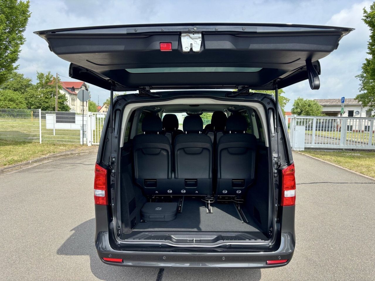 Mercedes-Benz EQV – Bild 7