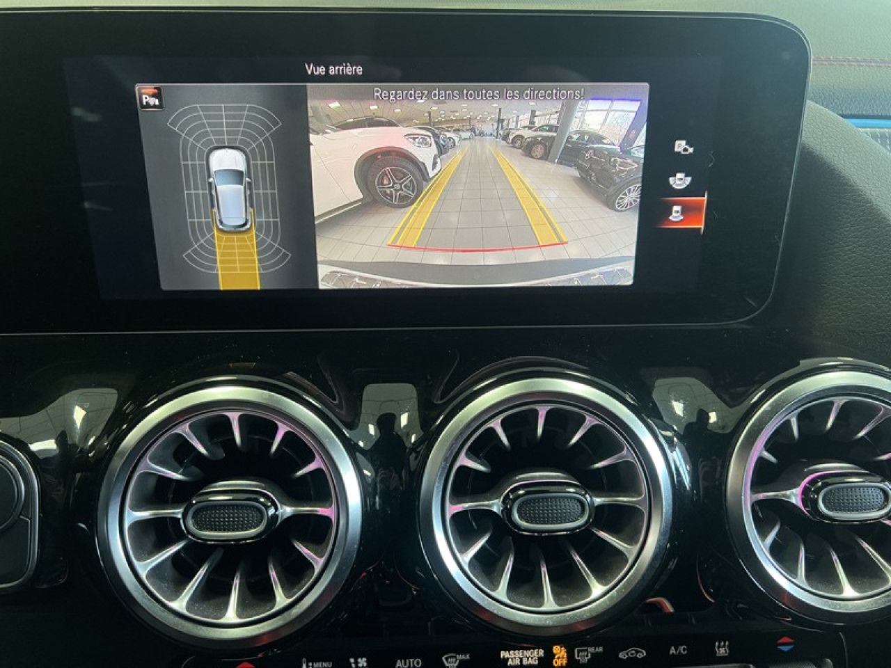 Photo du v&eacute;hicule 17 / 18