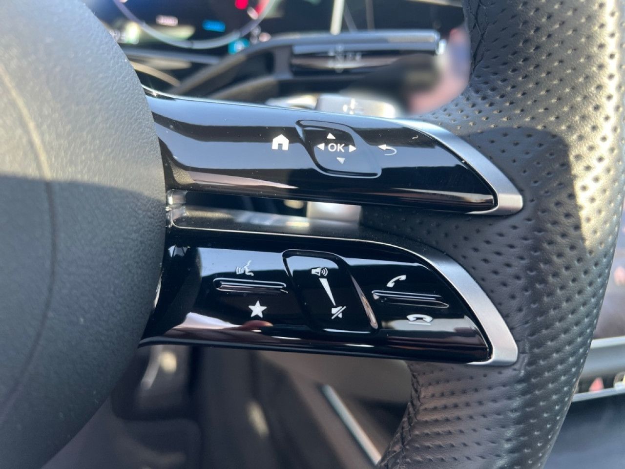 Mercedes-Benz E-Klasse – Bild 12
