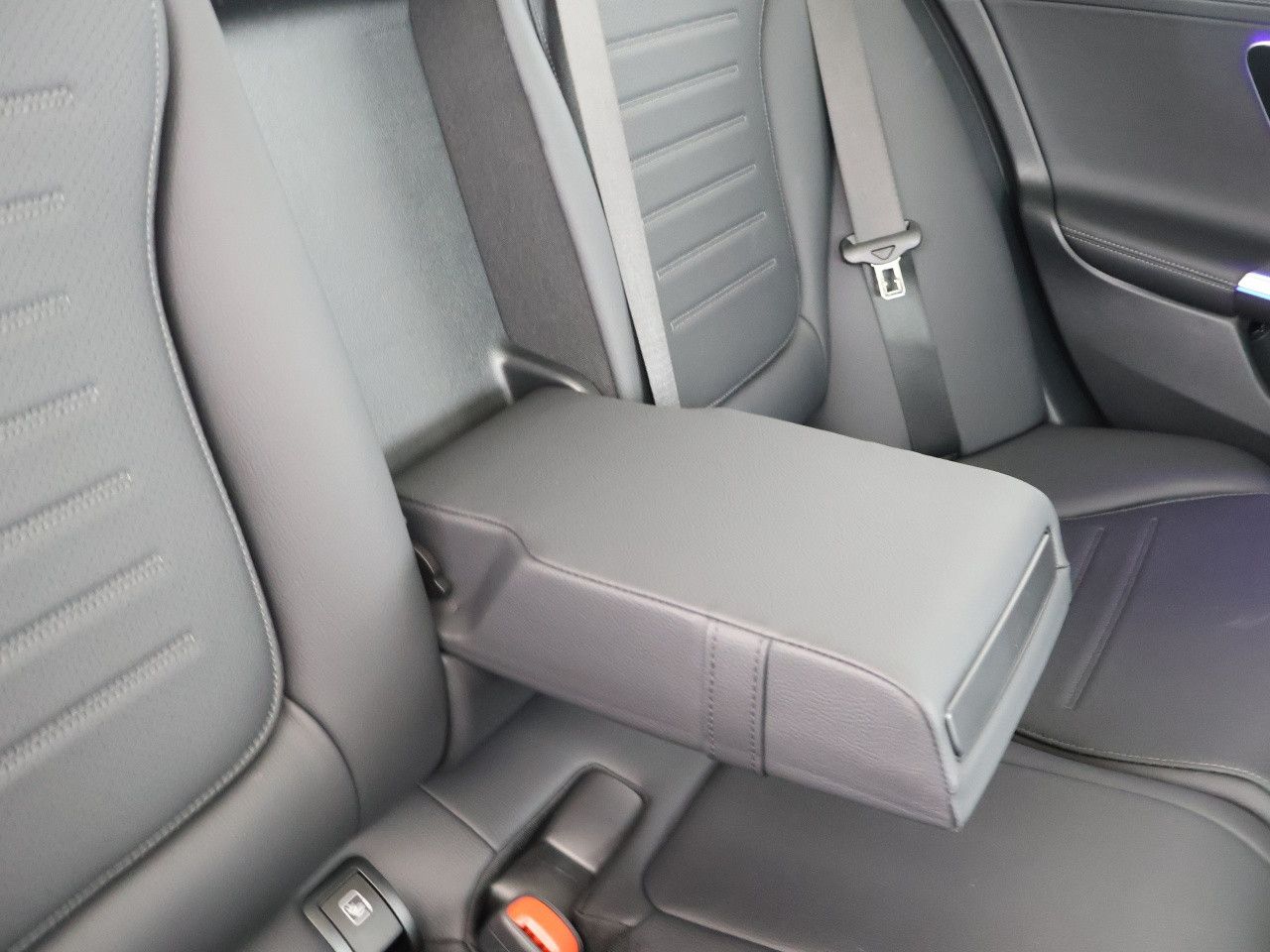 Mercedes-Benz C-Klasse – Bild 20