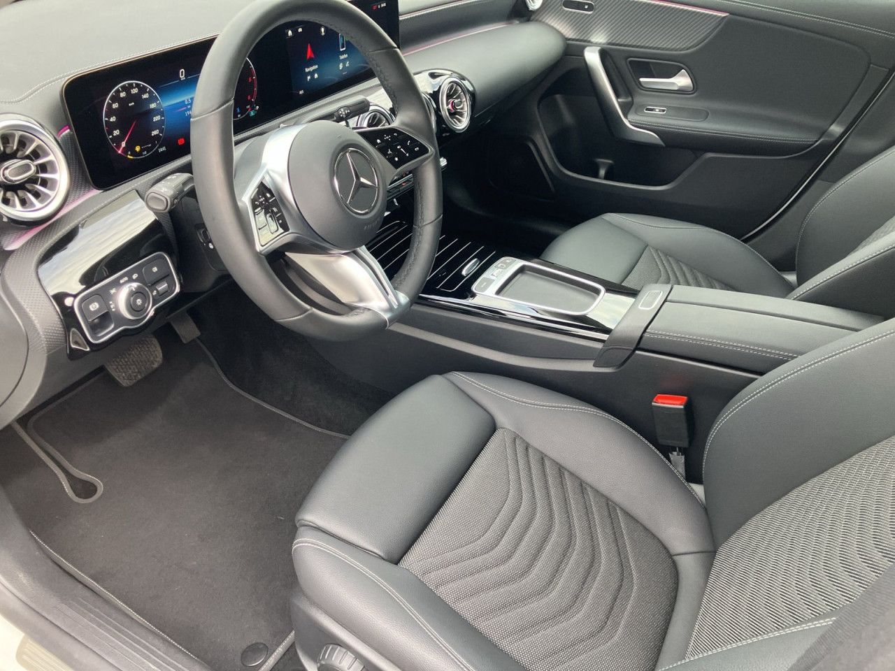 Fahrzeugbild 12 / 20