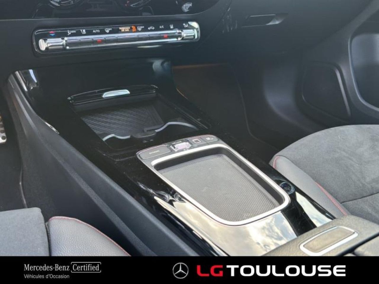 Photo du v&eacute;hicule 13 / 18