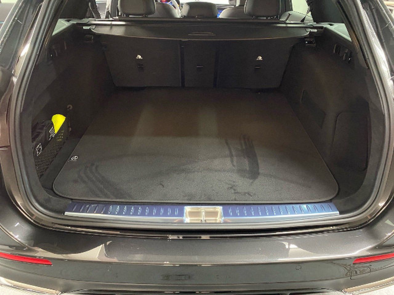 Mercedes-Benz E-Klasse – Bild 12