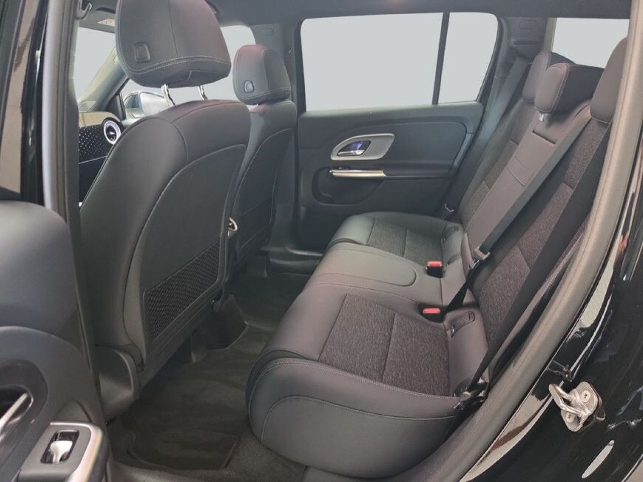 Mercedes-Benz GLB – Bild 12
