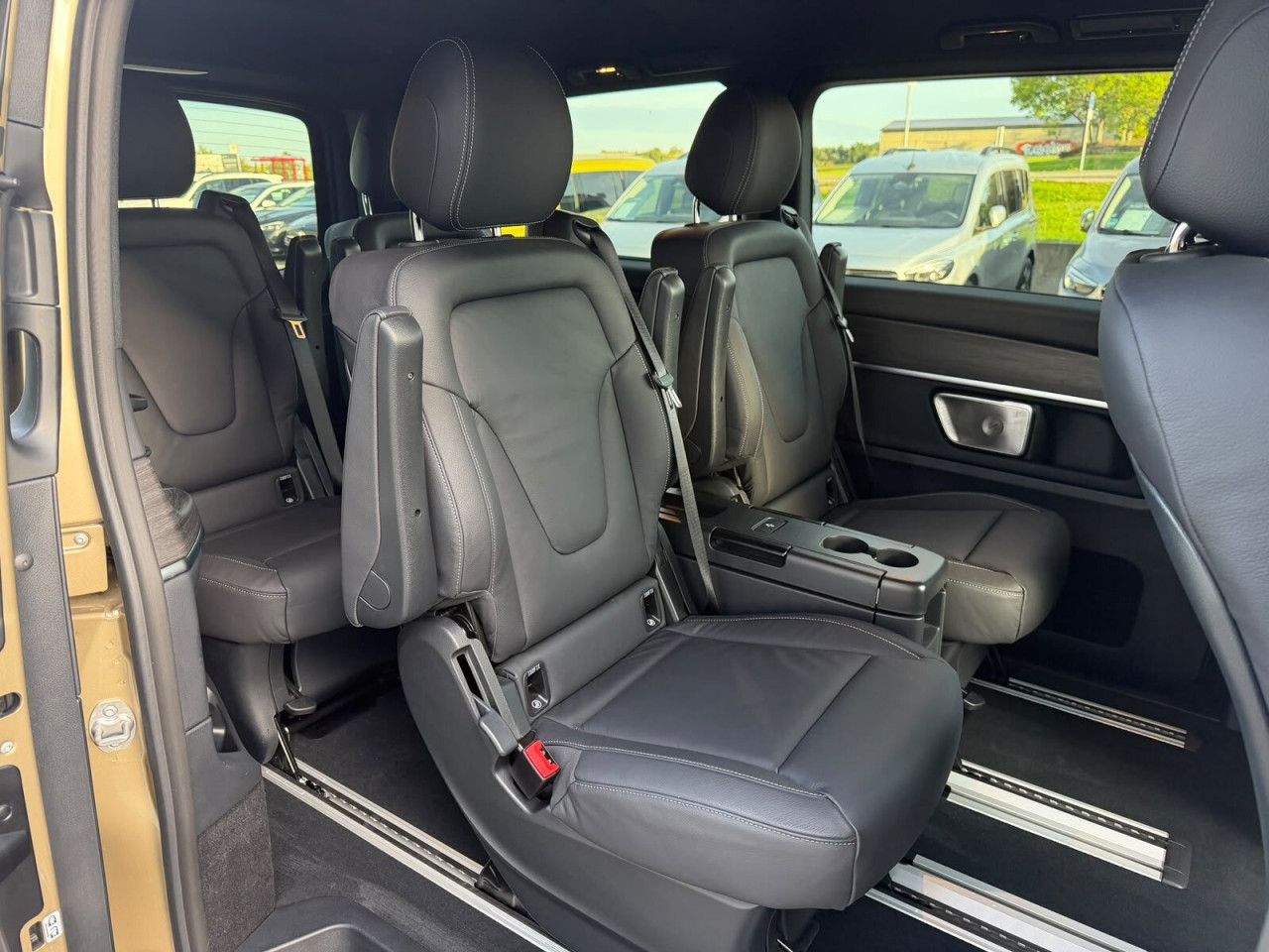 Mercedes-Benz EQV – Bild 14