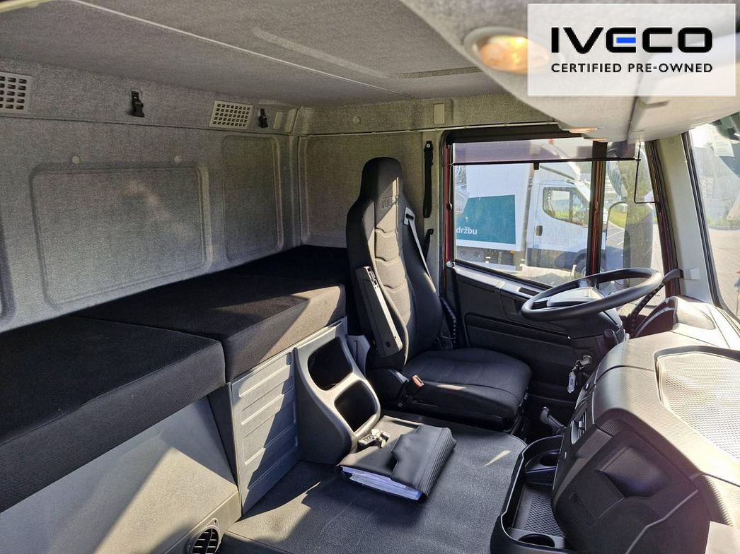 IVECO | AT440S40T/P ADR