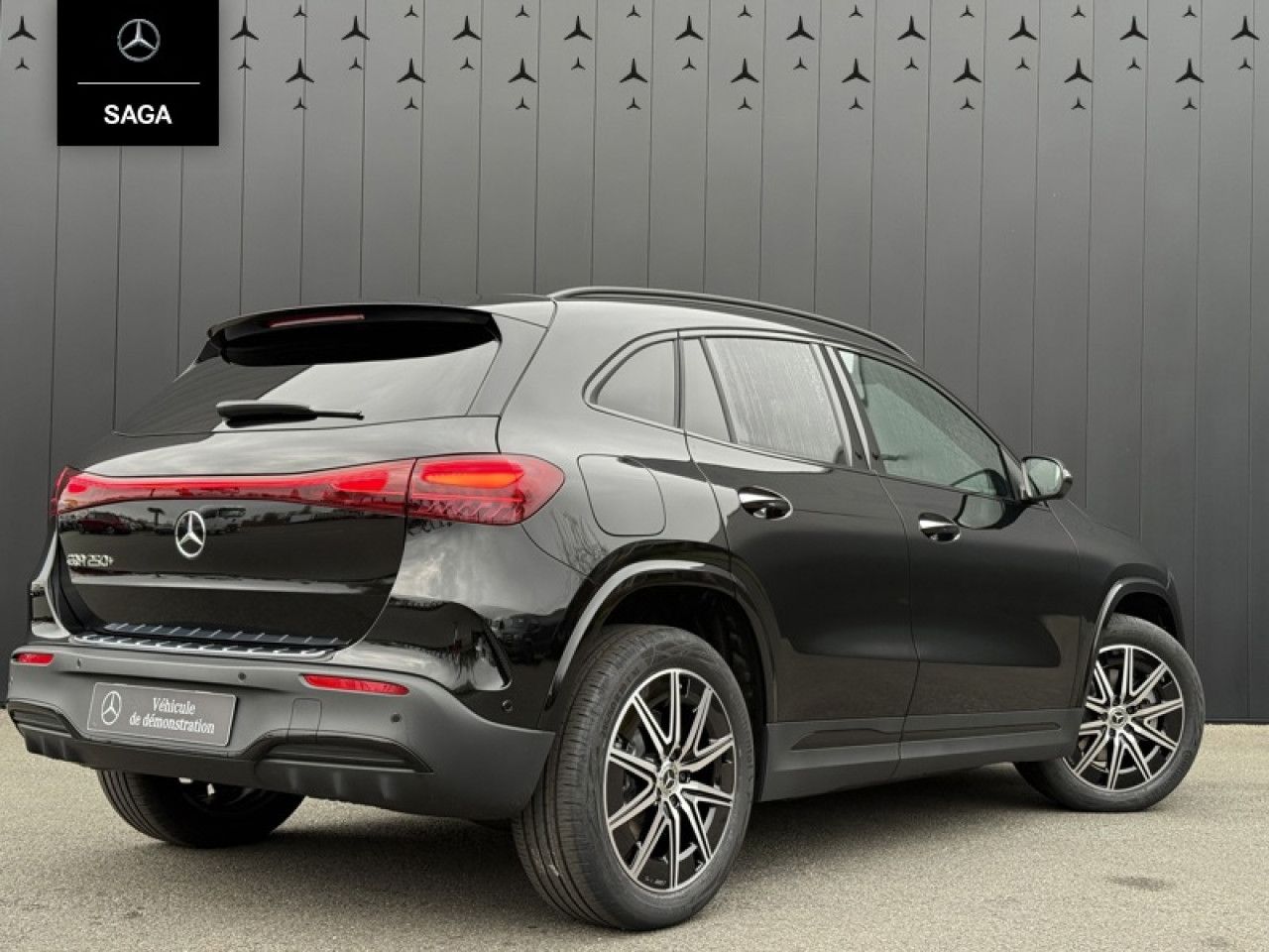 Photo du v&eacute;hicule 4 / 18