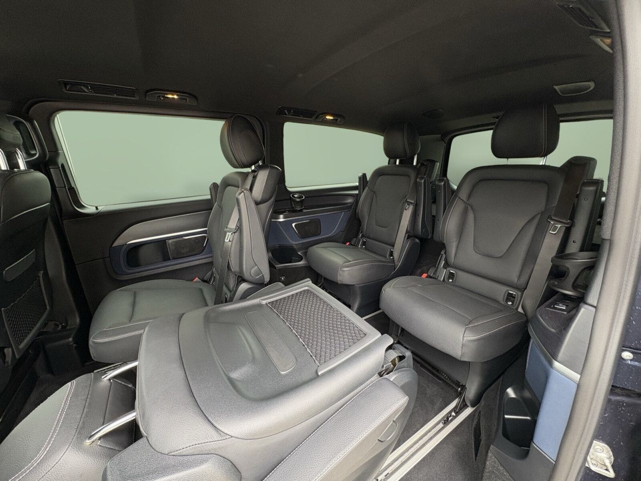 Mercedes-Benz EQV – Bild 14