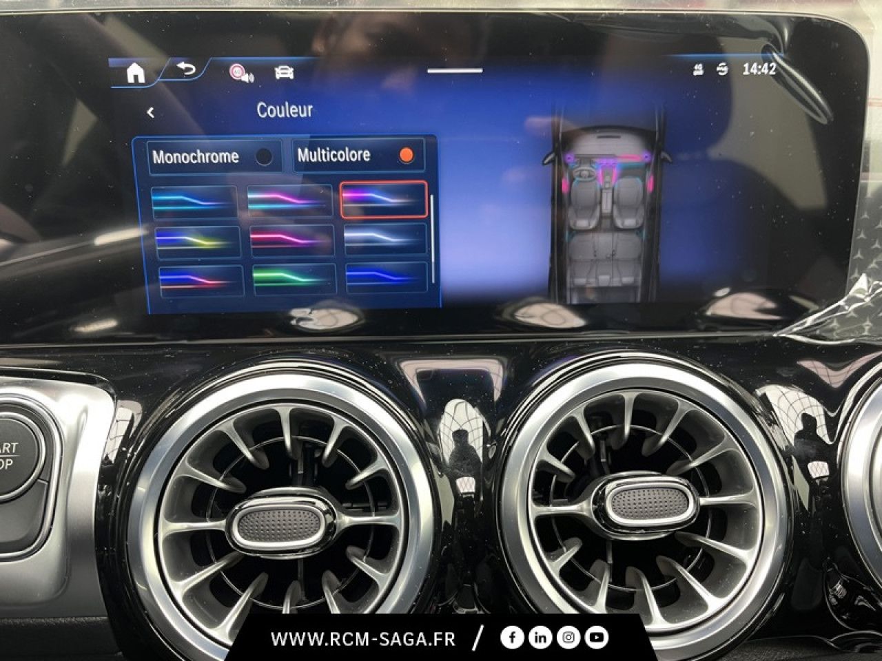 Photo du v&eacute;hicule 16 / 18