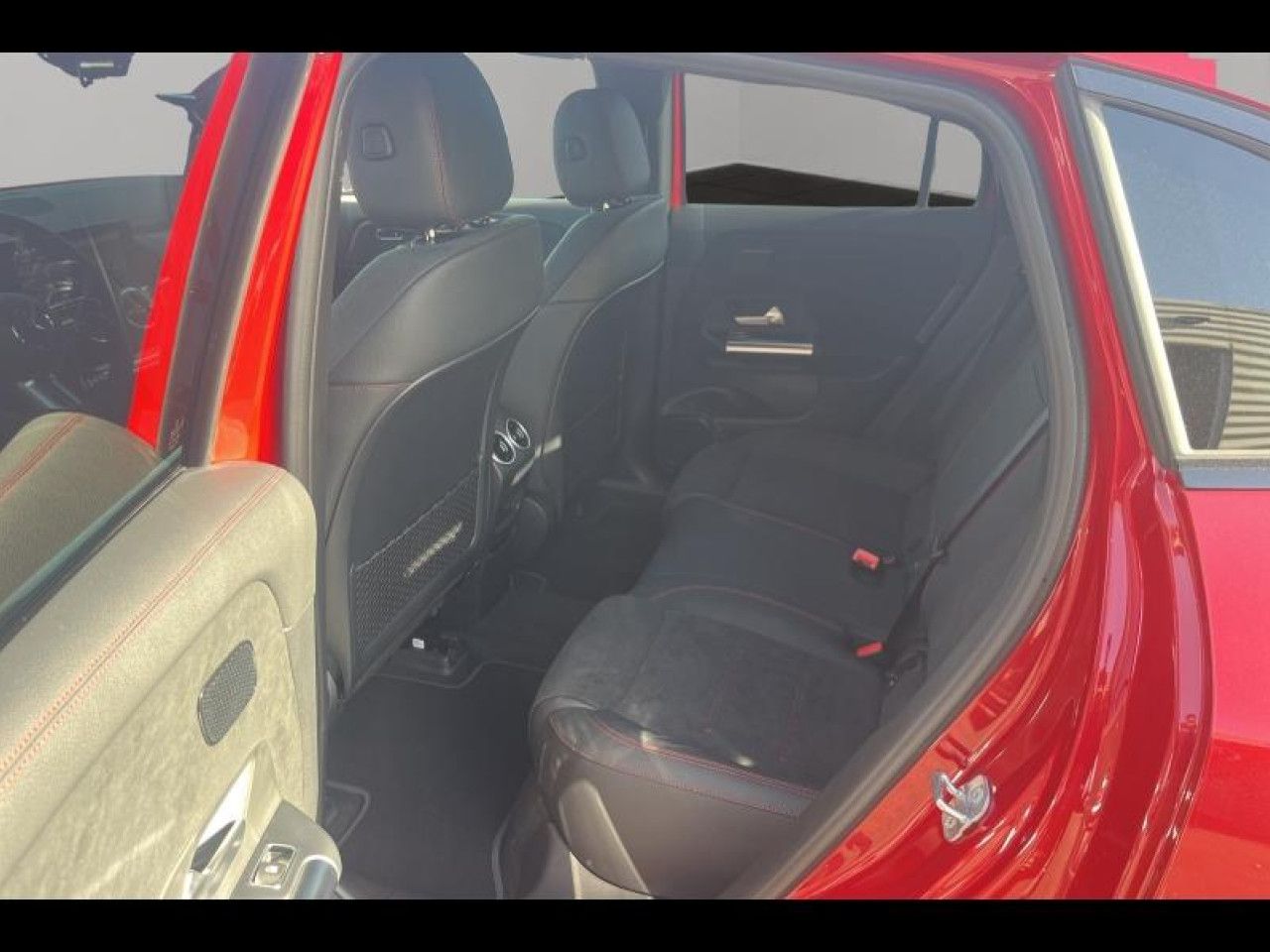 Photo du v&eacute;hicule 11 / 18