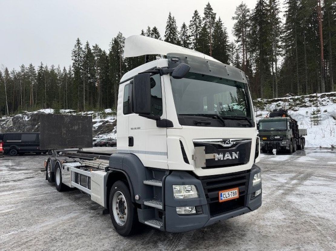 ajoneuvon kuva 2 / 6