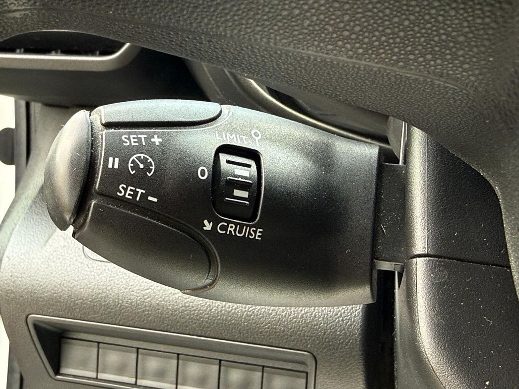 Citroen | BERLINGO M CLUB 130 EAT 8