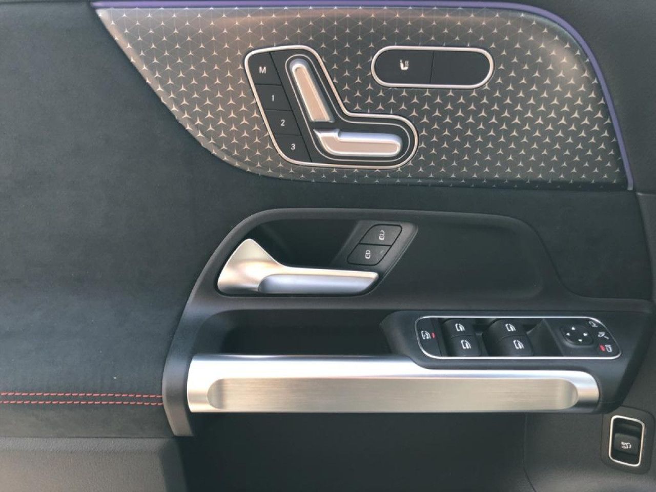 Mercedes-Benz GLB – Bild 15