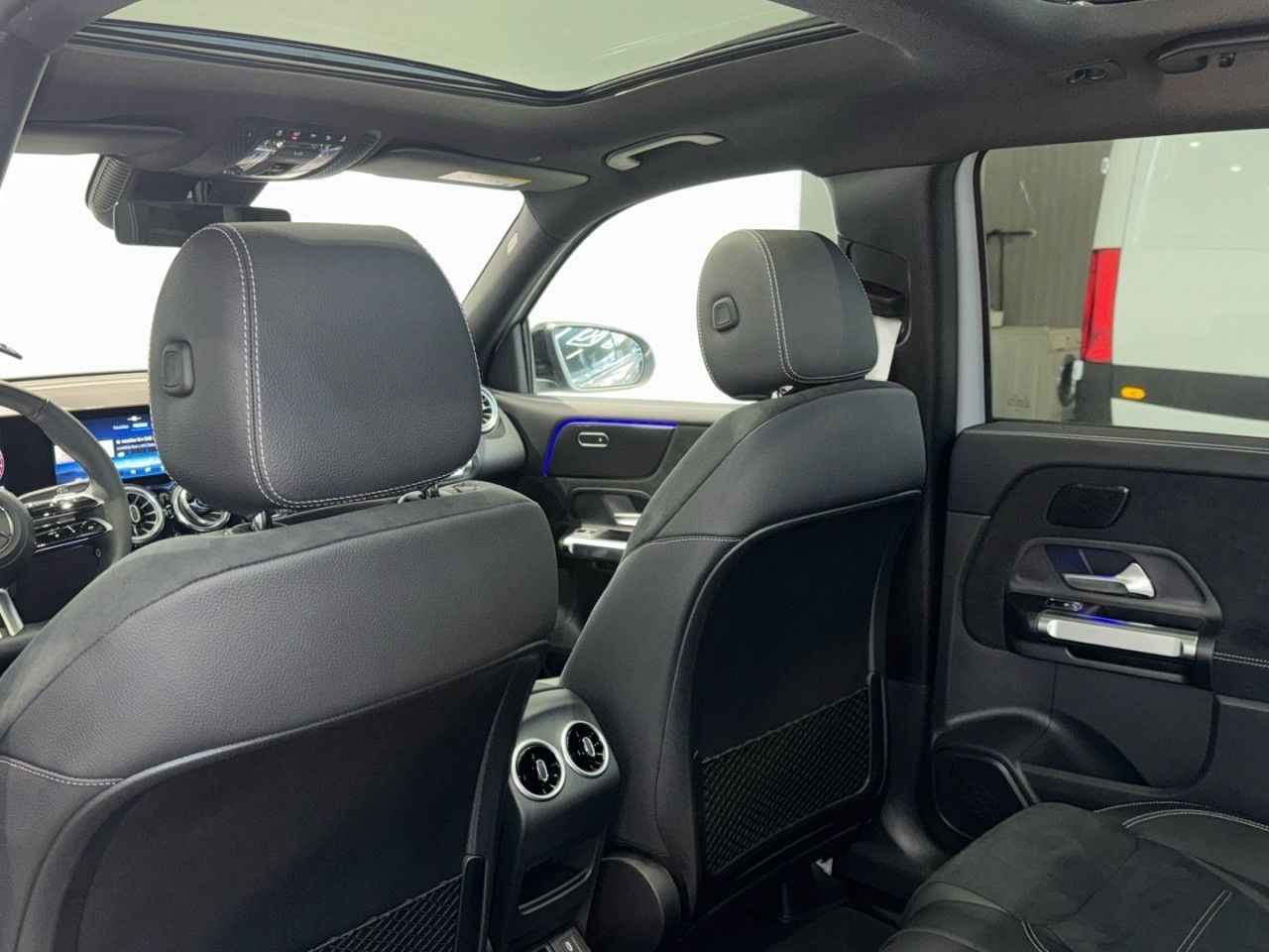Mercedes-Benz GLB – Bild 12