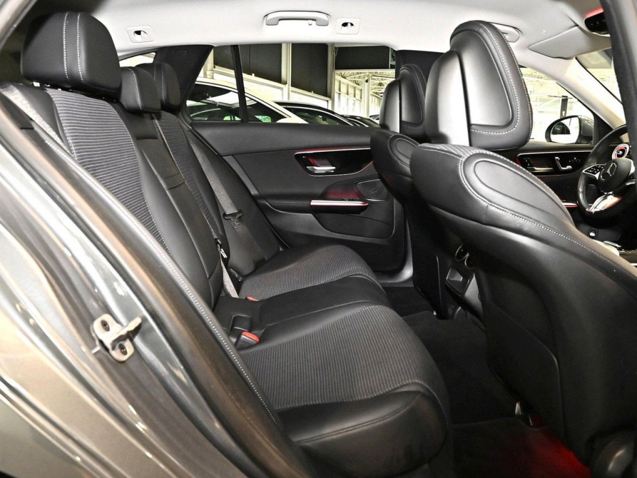 Mercedes-Benz C-Klasse – Bild 9