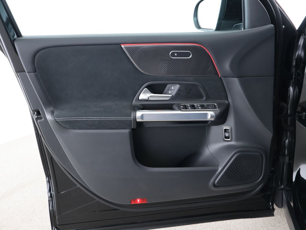 Mercedes-Benz GLB – Bild 12