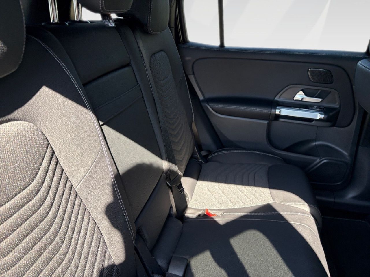 Mercedes-Benz GLB – Bild 8