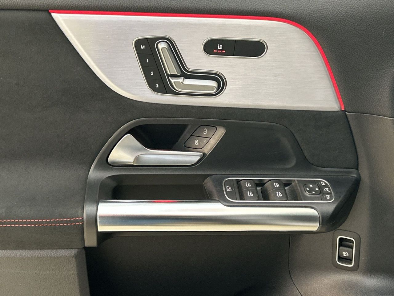 Fahrzeugbild 11 / 27