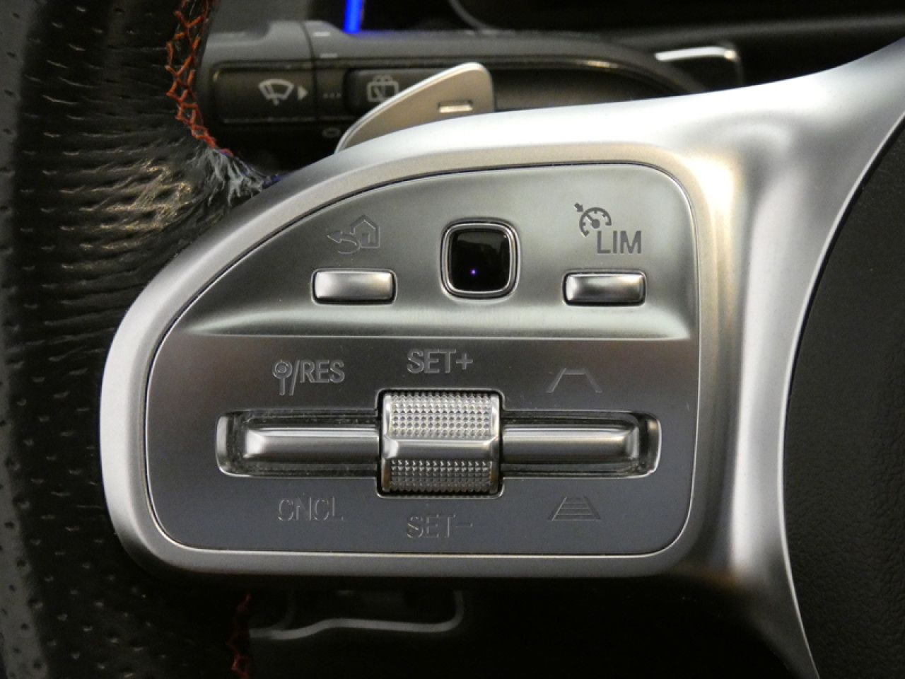 Photo du v&eacute;hicule 16 / 18