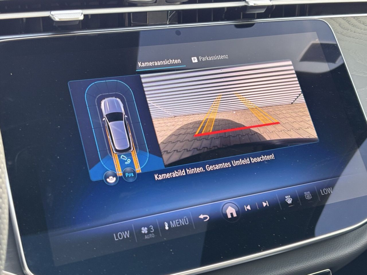 Mercedes-Benz E-Klasse – Bild 23
