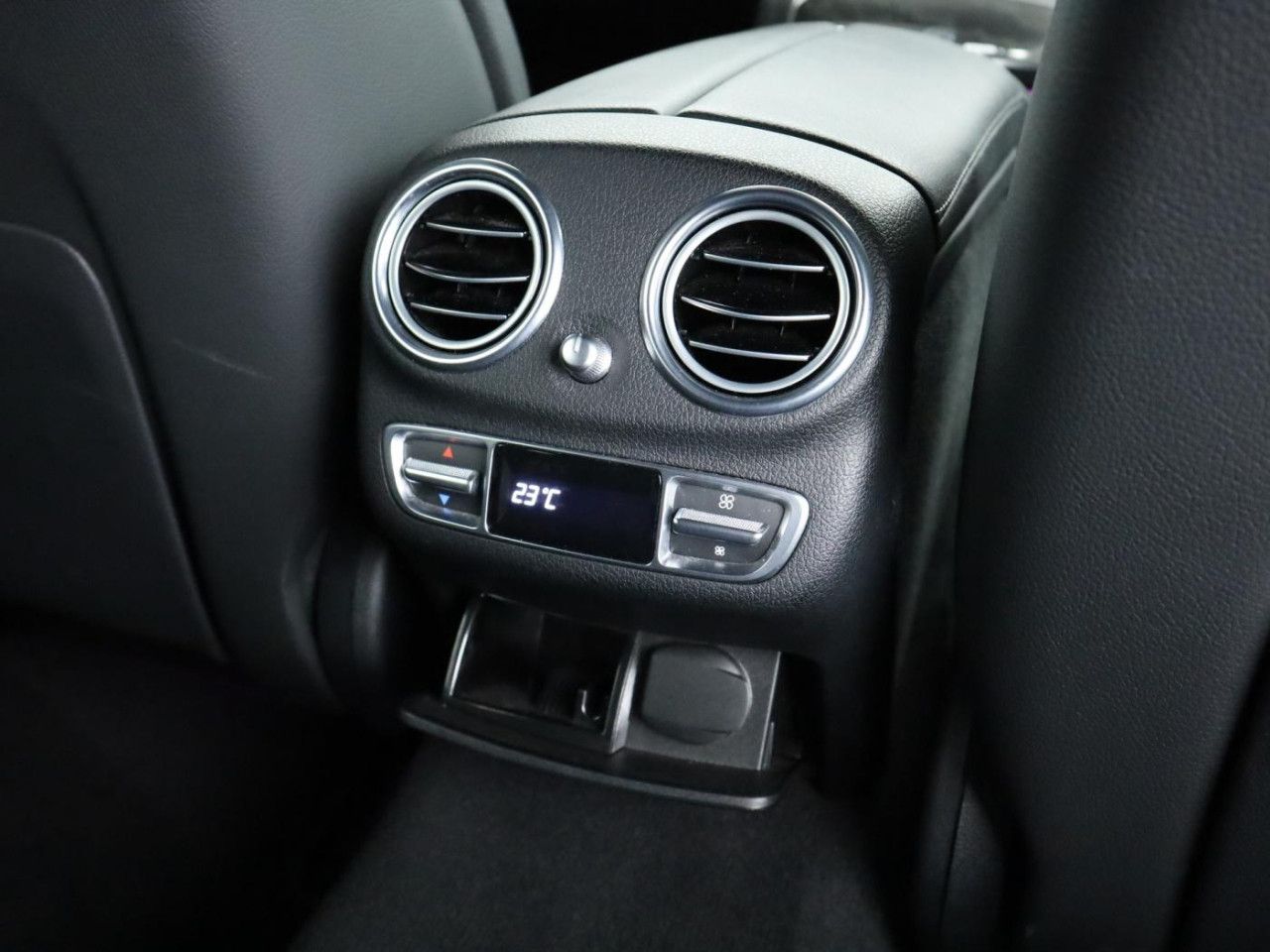 Fahrzeugbild 23 / 26