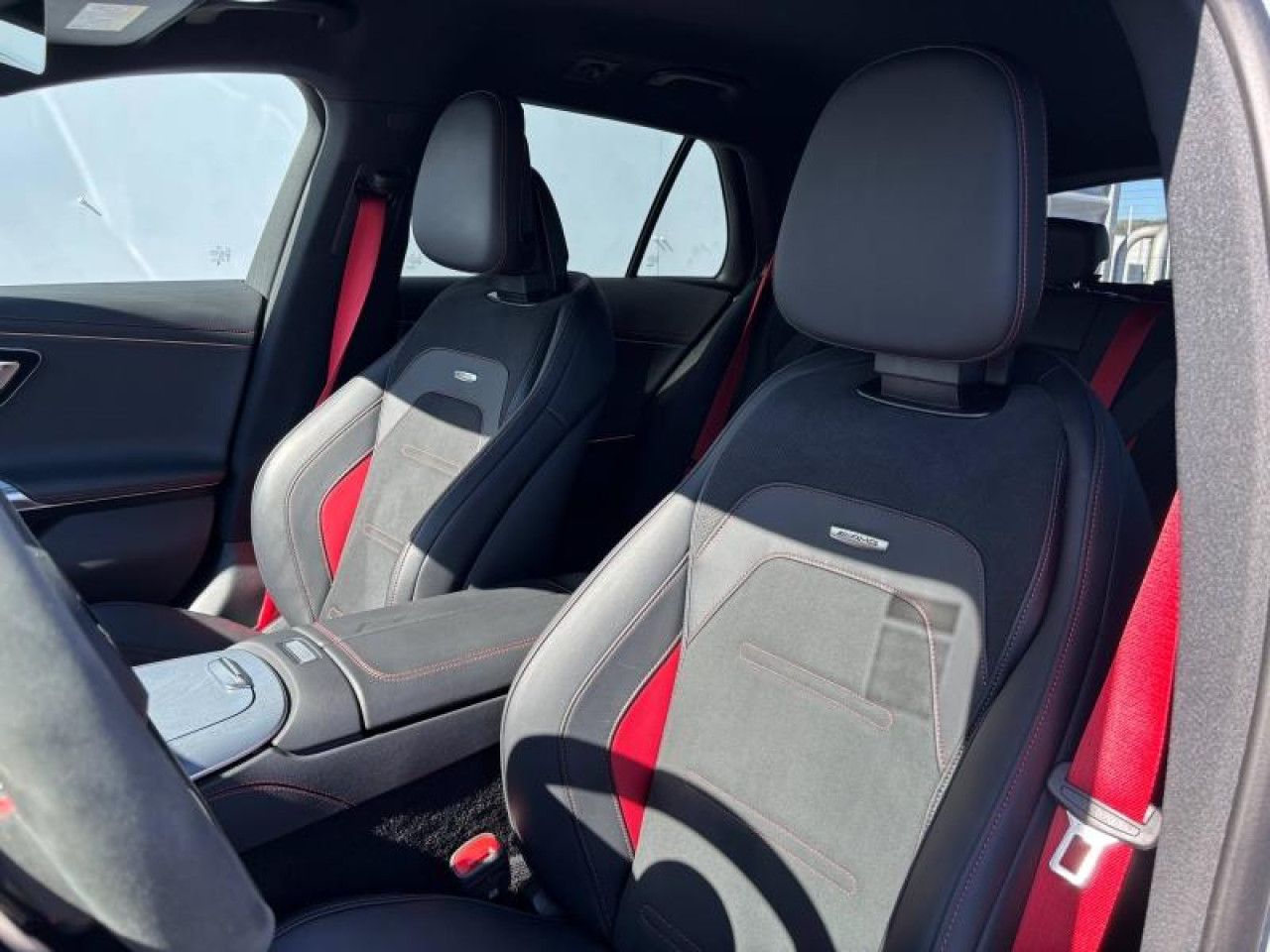 Photo du v&eacute;hicule 10 / 16